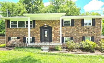Building Photo - 11100 Hughlan Dr