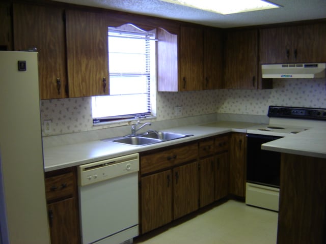 Building Photo - Espanola Villas