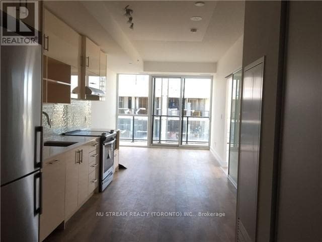 Building Photo - 150 Fairview Mall Dr