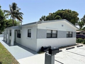 Building Photo - 2226 Cody St