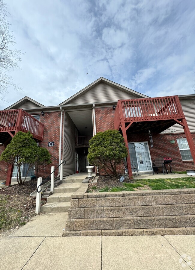 Building Photo - 226 Yager Ave