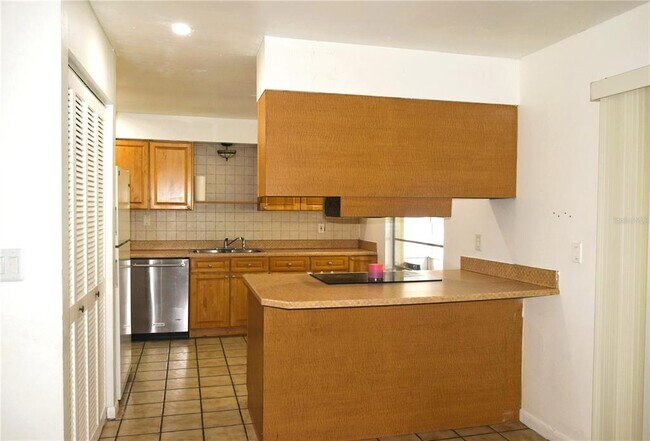 Building Photo - 134 Beechwood Ln