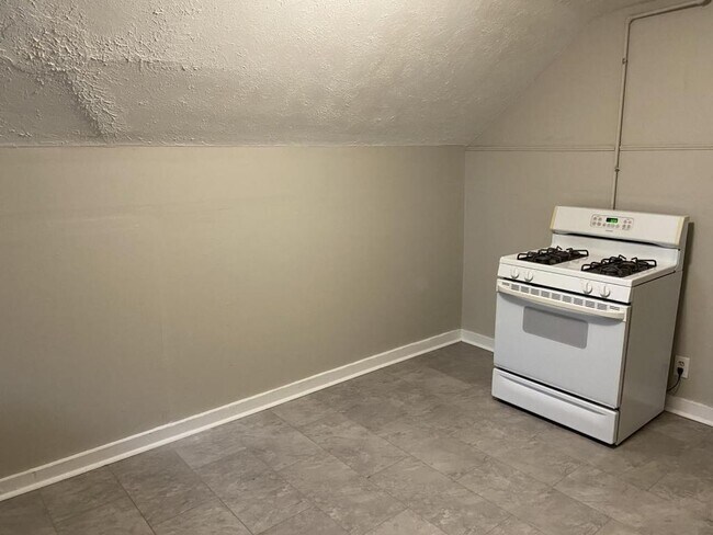 Building Photo - 7124 Clark Avenue #Up