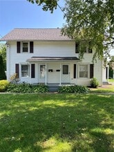 Building Photo - 811 Hulett St