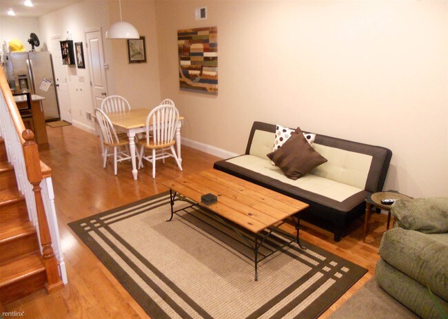 Foto del edificio - 1546 S Hicks St
