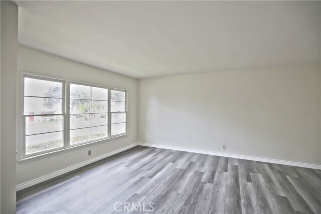 Foto del edificio - 219 Monterey Rd