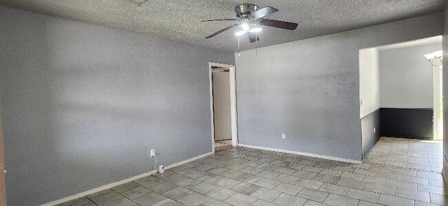 Foto del edificio - 4708 SE 45th St