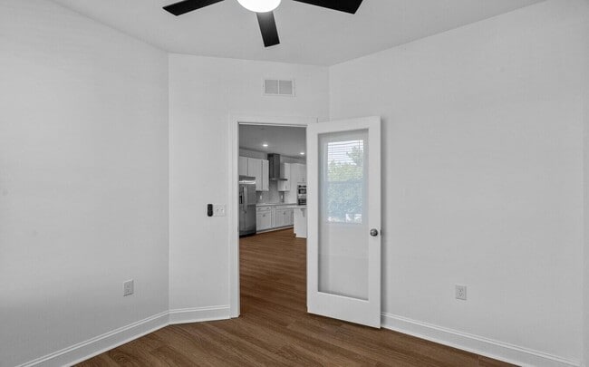 Building Photo - 113 N Franklin St