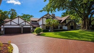 Building Photo - 10244 Vestal Ct