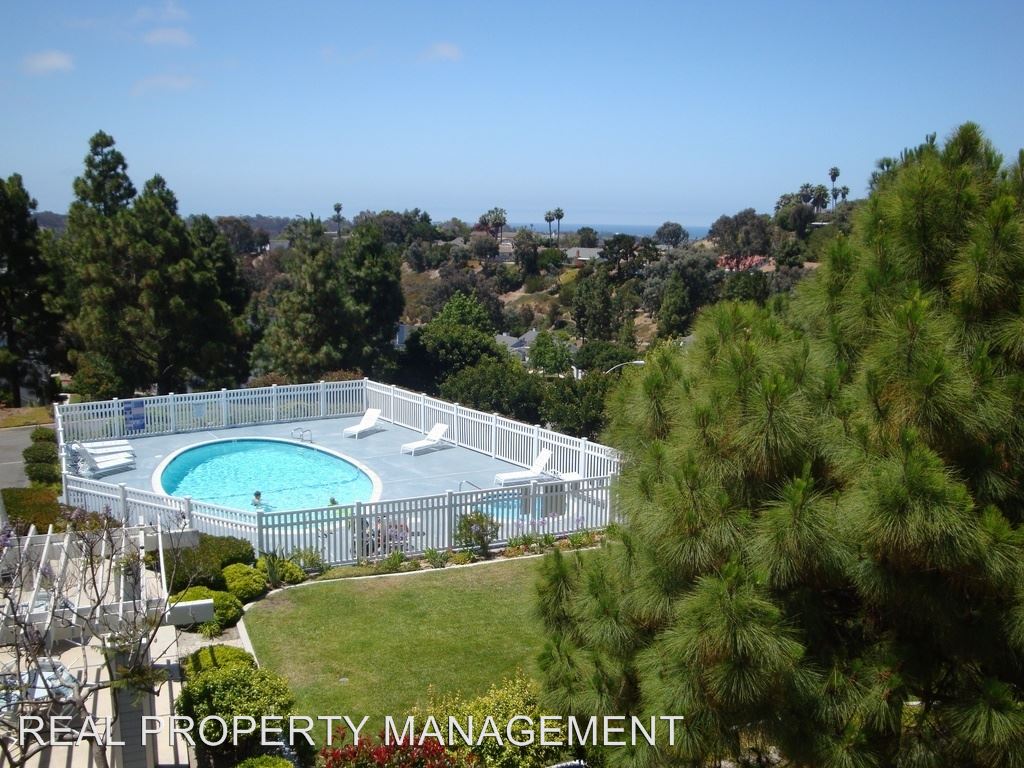 Primary Photo - 2817 Ocean Village Way