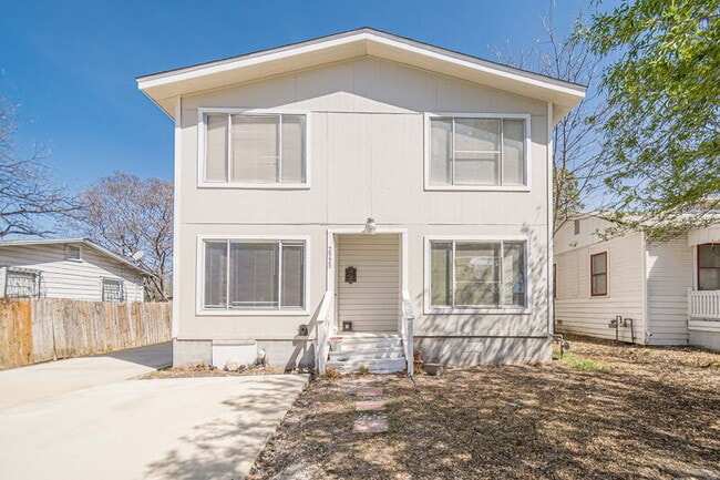 Photo - 2323 Arbor Pl Apartment