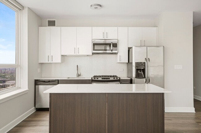 Foto del edificio - 755 W Quincy St