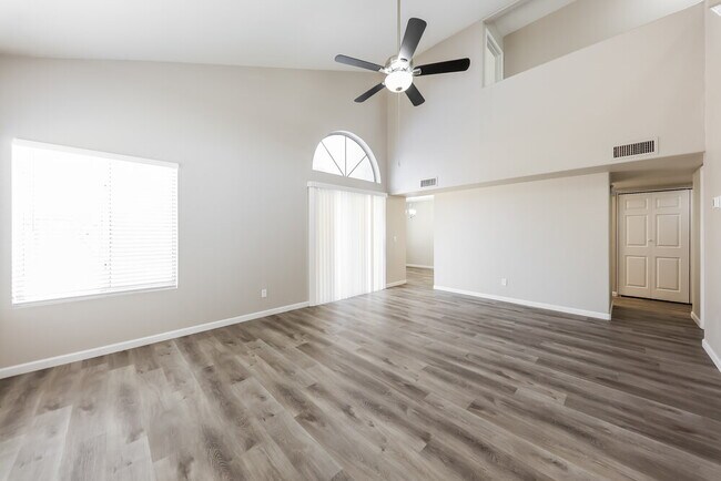 Building Photo - 3630 W Escuda Dr