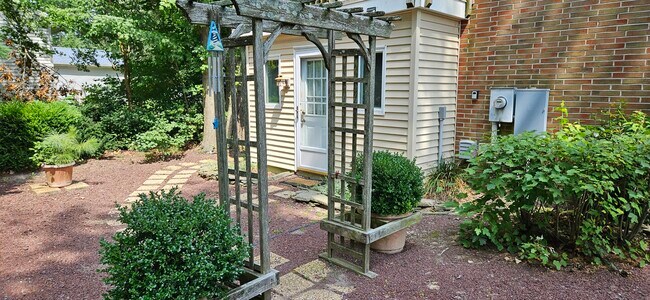 Entrada principal del apartamento - 26447 Bay Farm Rd