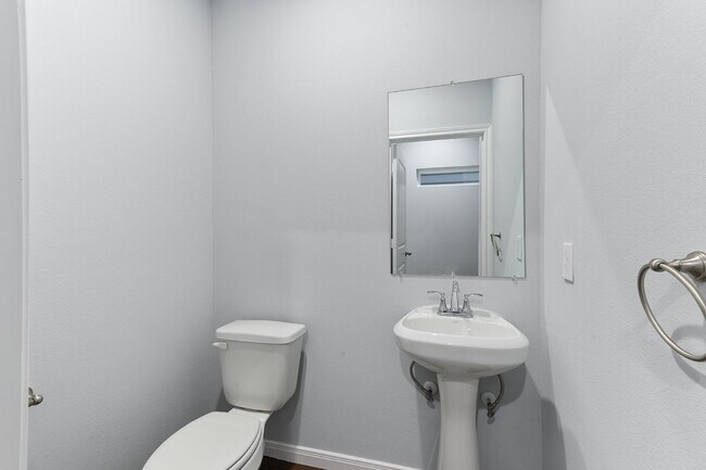 Building Photo - 4919 Paradigm Ln
