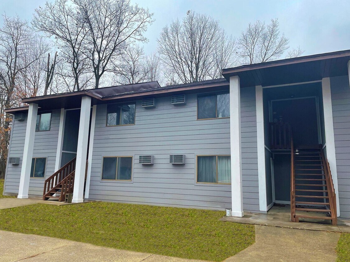 Primary Photo - Remodeled 1 Bedroom Apartment