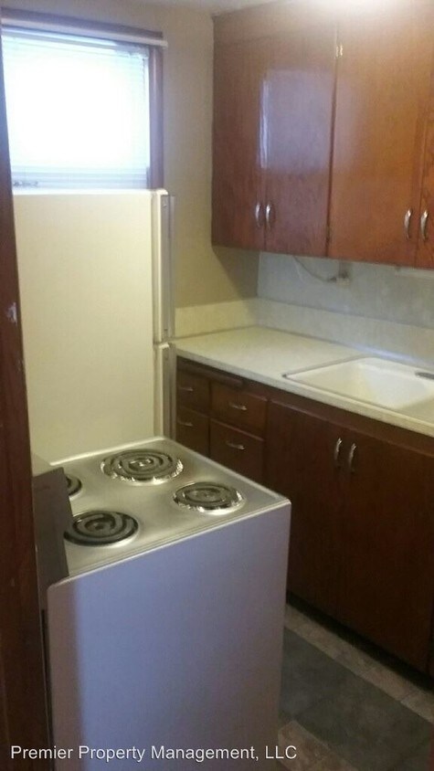 Foto principal - 1009 2nd St NW