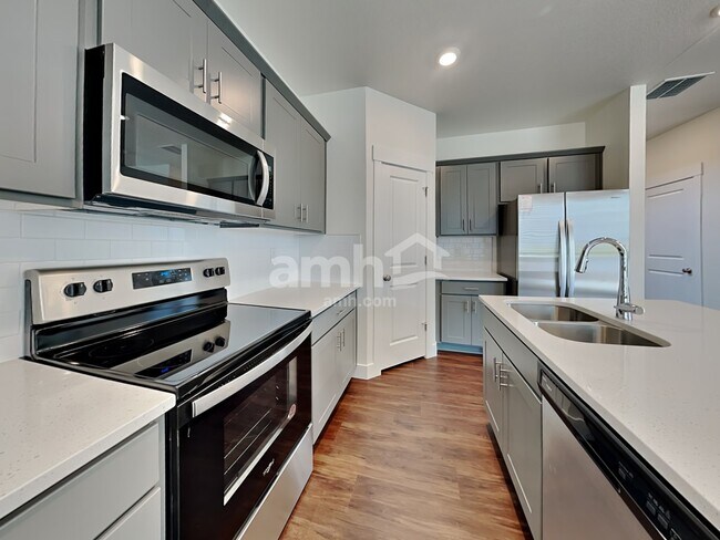 Foto del edificio - 3936 Patterdale Pl