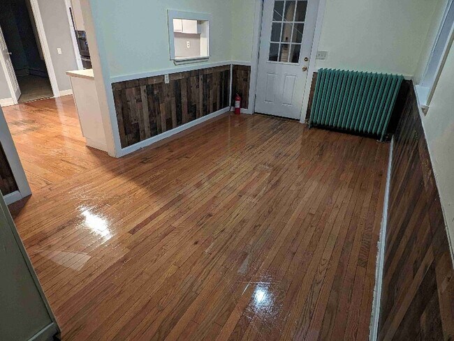 Foto del edificio - 54 Rosedale St