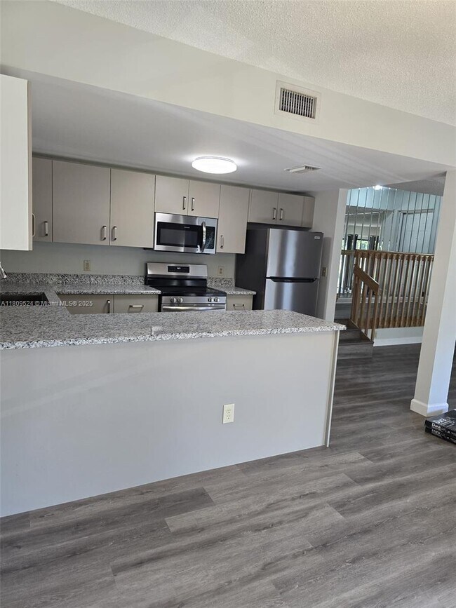 Foto del edificio - 4705 SW 62nd Ave