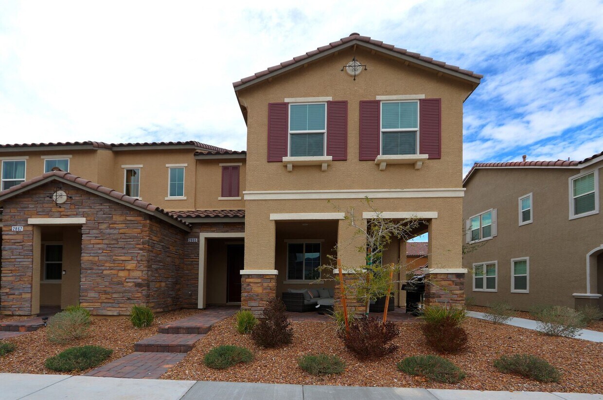 Foto principal - 2865 Tanager Hill St