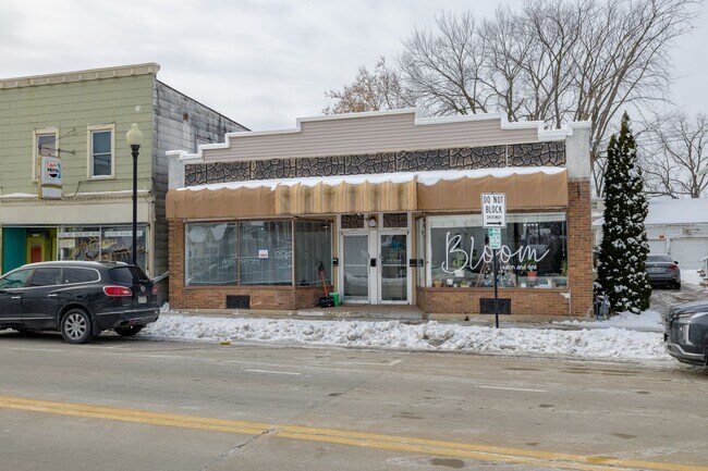 Foto del edificio - 1209 N Main St