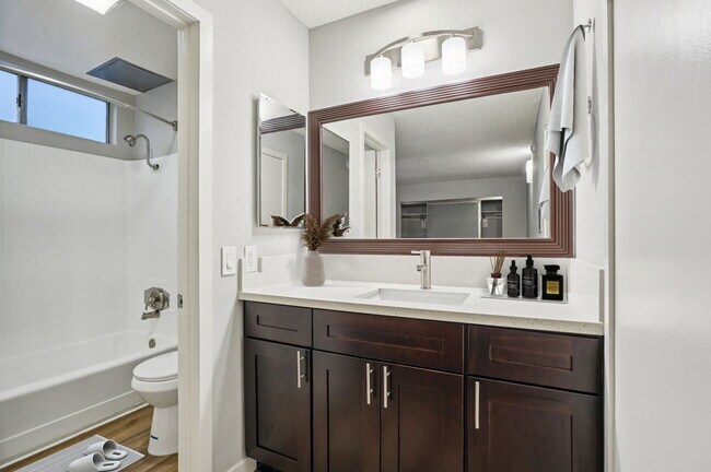 Foto del edificio - Villa Lago