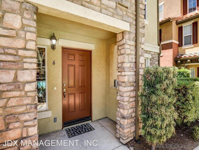 Building Photo - 4 br, 4 bath House - 10240 DAYBREAK LANE #6