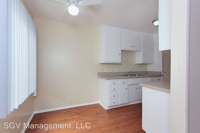 Foto del edificio - 500-502 Orange Ave