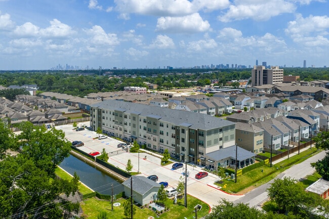 Aerial Photo - Knoll Street Crossing - 55+ Living