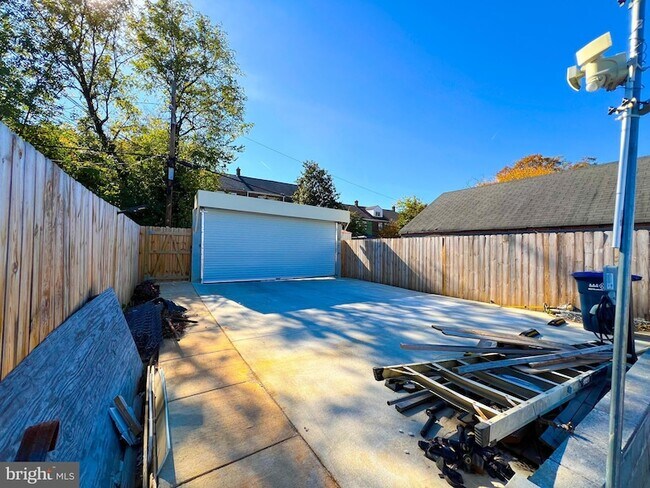 Foto del edificio - 3941 Blaine St NE