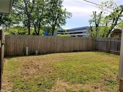 Building Photo - 1594 Parkfield Cir
