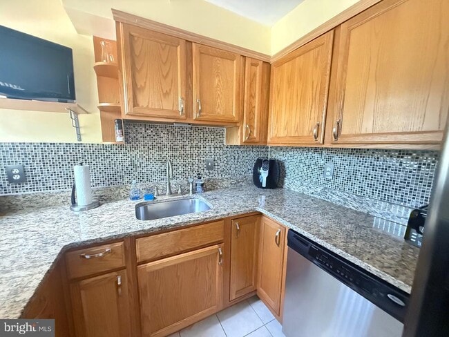 Foto del edificio - 4116 Ellis St