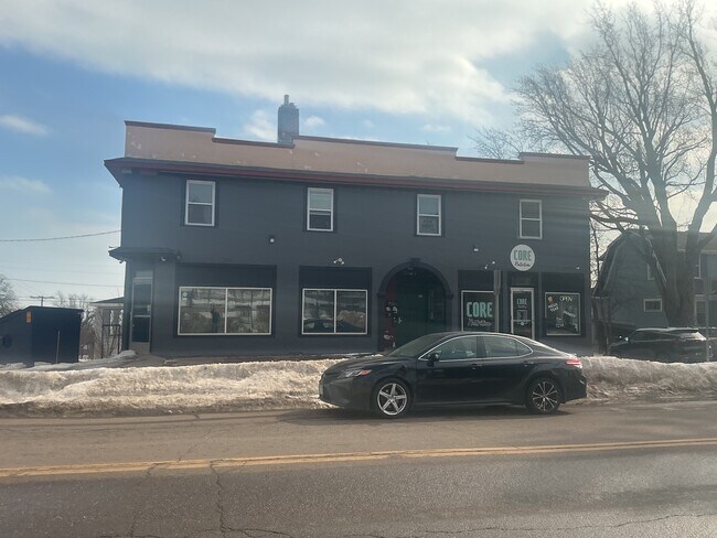 Building Photo - 1826 E 8th St