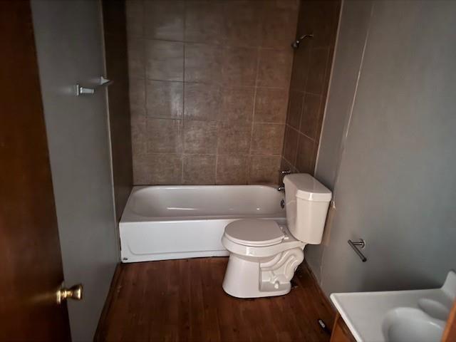 Foto del edificio - 675 23rd St NW