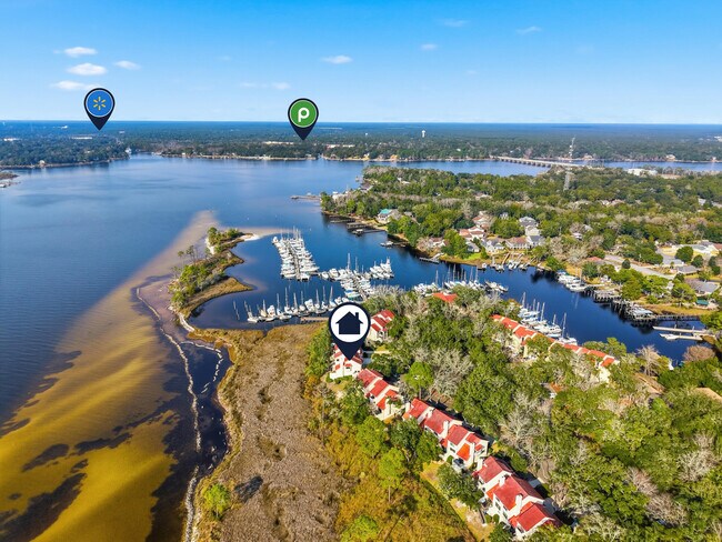 Building Photo - 7 Marina Cove Dr