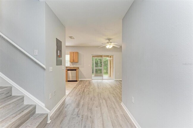 Building Photo - 6218 Flagfish Ct