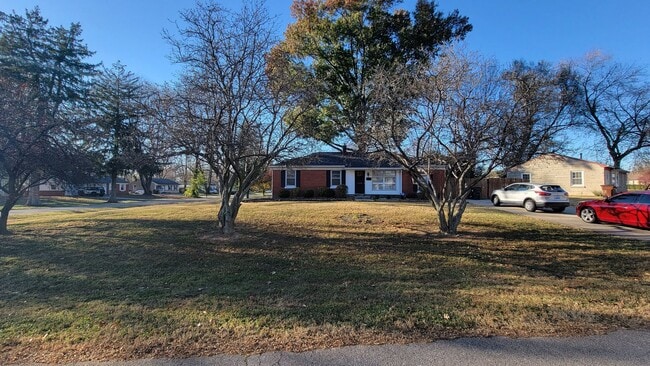 Photo - Clean 4 Bedroom Ready For Rent House