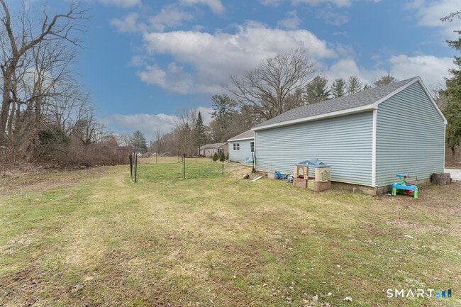 Foto del edificio - 387 CT-169