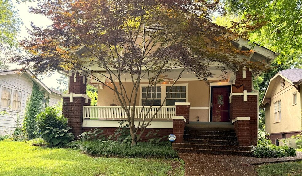 Primary Photo - 221 Morningside Dr