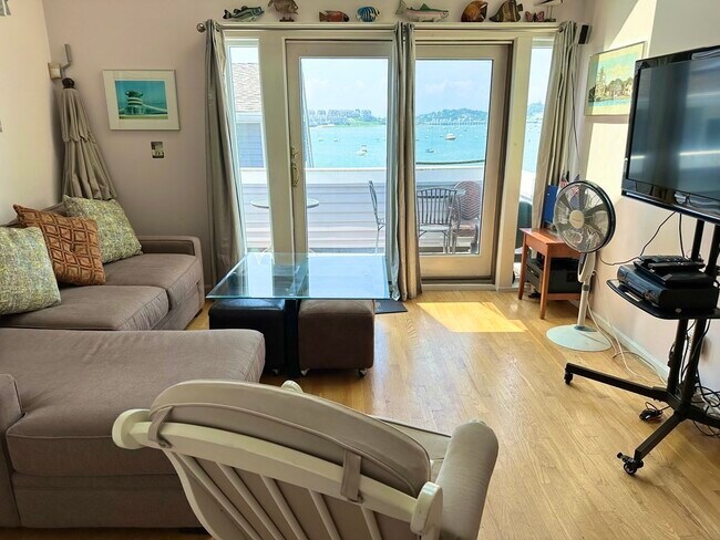 Foto del edificio - 180 Cadish Ave