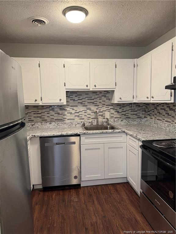Building Photo - 3212 Tallywood Dr