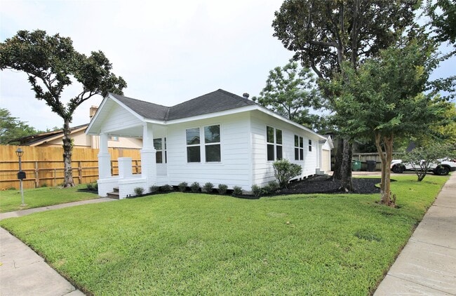 Foto del edificio - 5402 Texas St