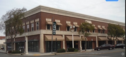 Building Photo - 223 N Irwin St