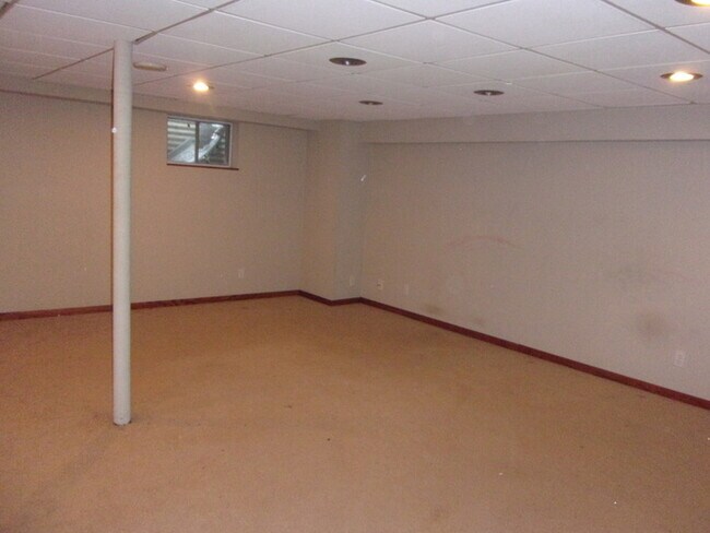 Foto del edificio - 24506 Lakewoods Ln