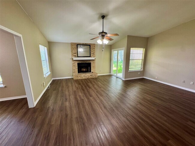 Foto del edificio - 7206 Smokey Hill Rd