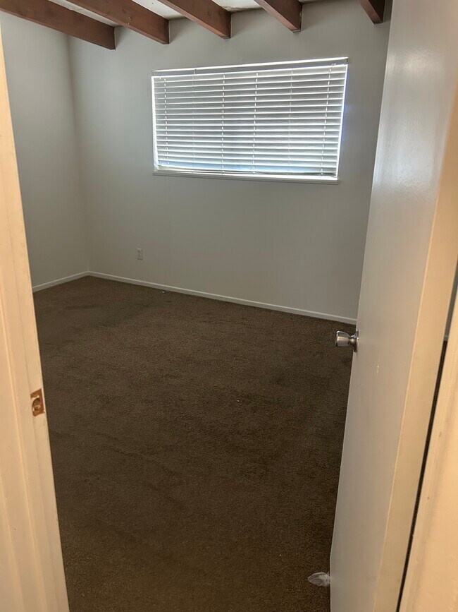 Foto del edificio - 12868 Catalpa Ave