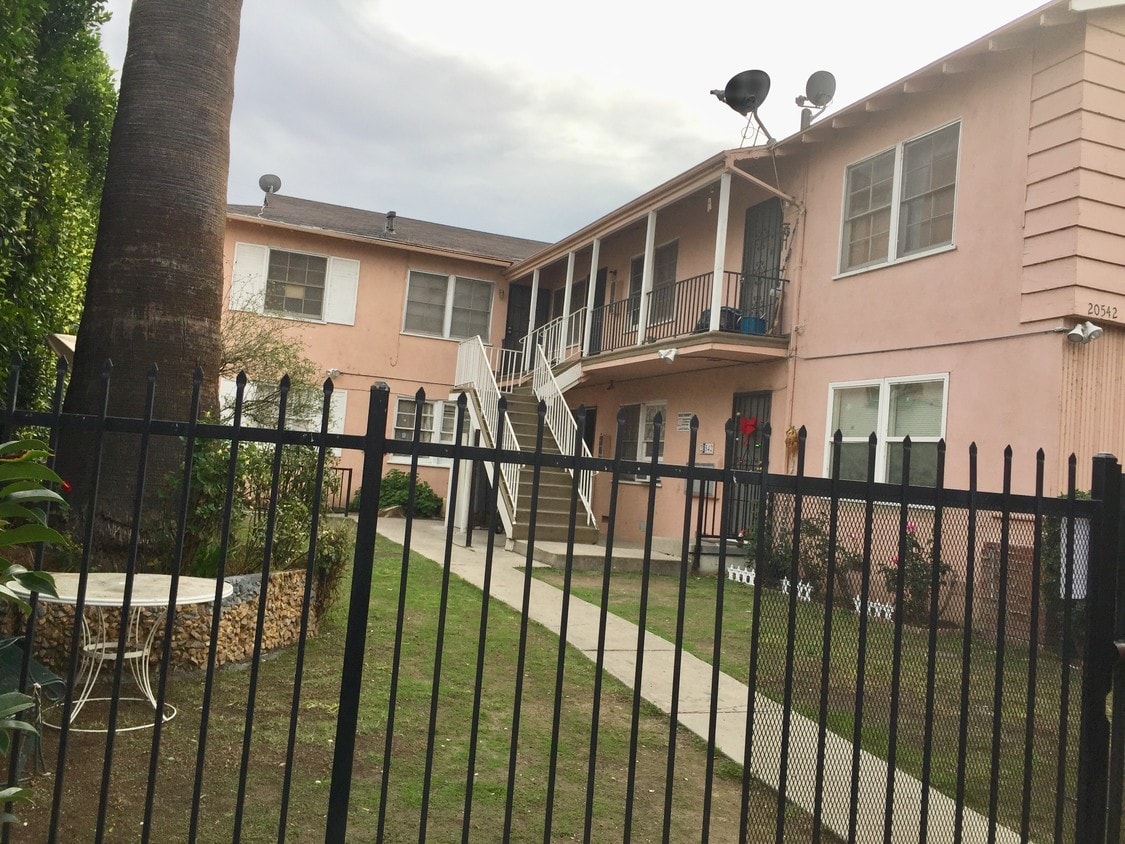 132 Apartments for Rent in Canoga Park, CA WestsideRentals