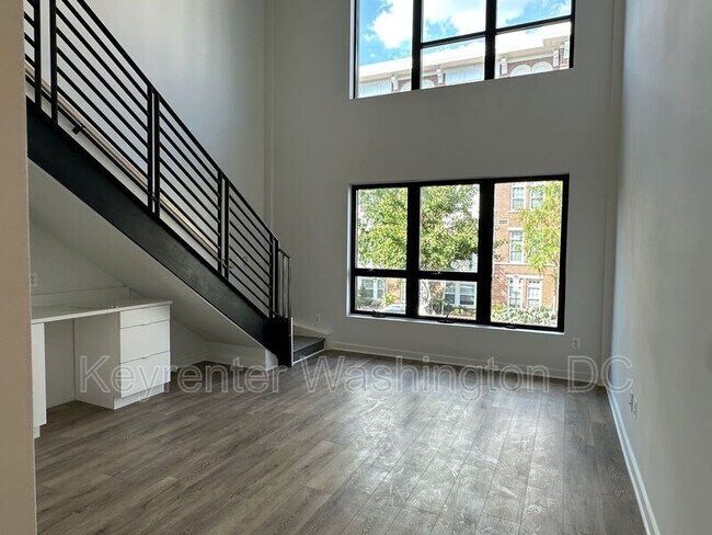 Foto del edificio - 1460 Belmont St NW