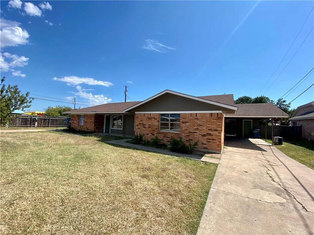 2105 Dr, Marble Falls, TX 78654 Townhome Rentals in Marble